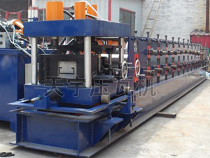 液壓驅(qū)動(dòng)C型鋼設(shè)備